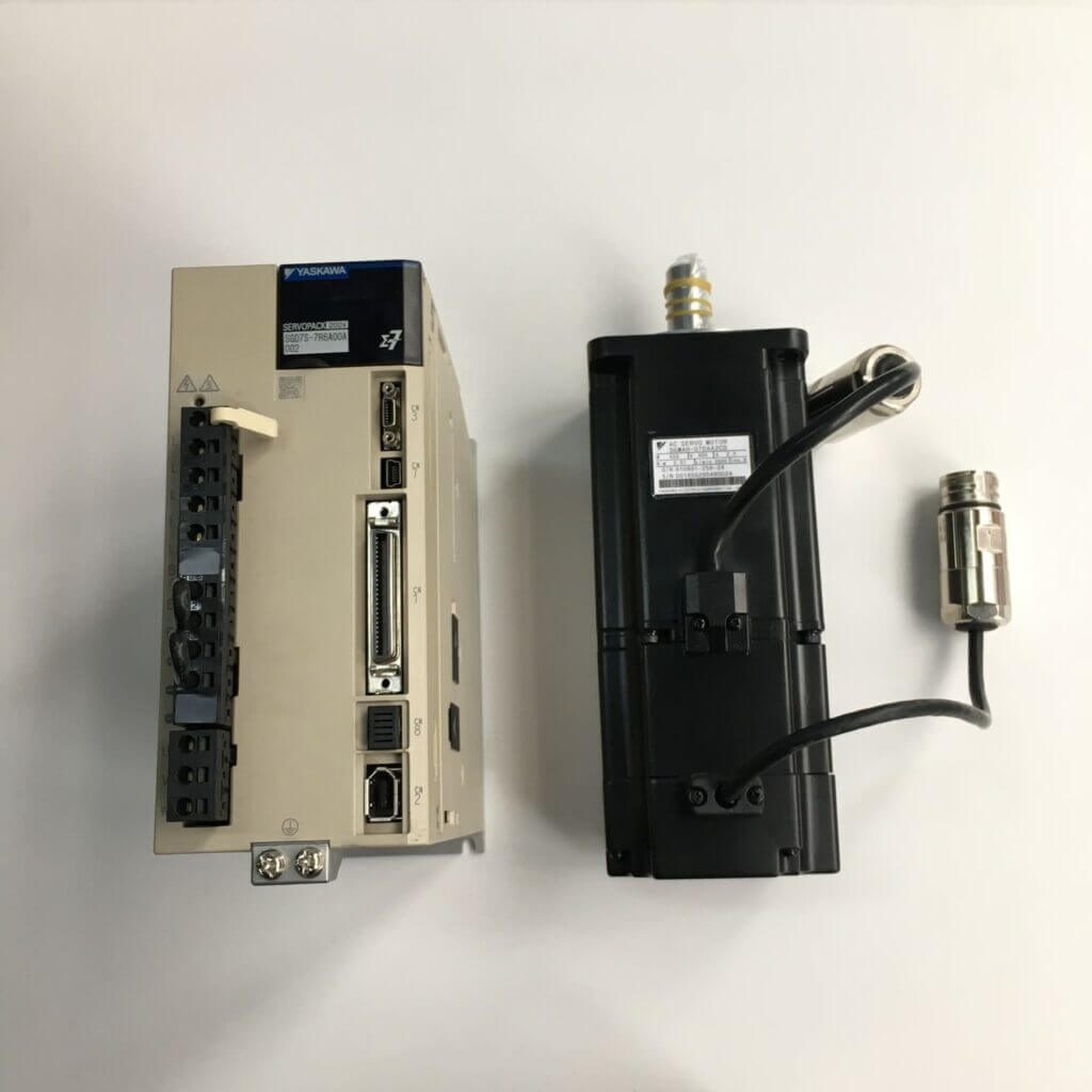 een yasakwa servomotor en yaskawa driver
